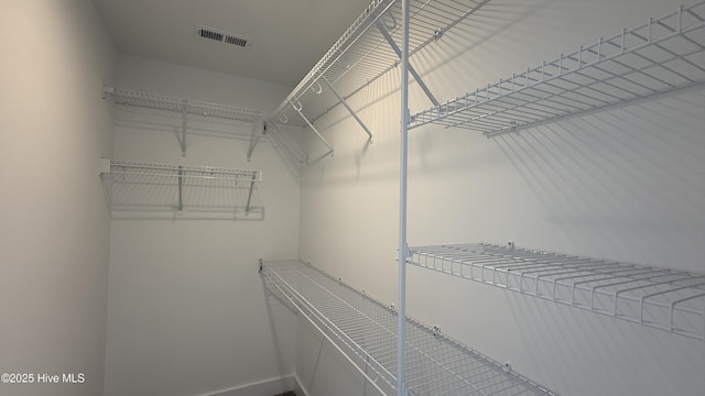 401 Bay Harbor Ct, Hubert, NC 28539 - spacious closet featuring visible vents