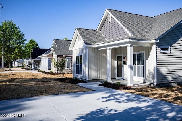 view of front of property with a porch