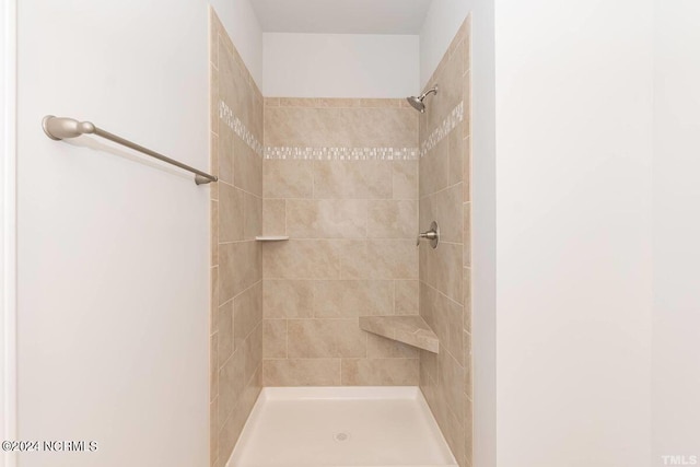 1204 Opaca Dr SE, Bolivia, NC 28422 - full bathroom featuring tiled shower
