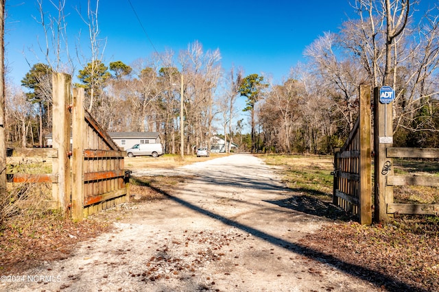 Listing photo 3 for 820 Laurel Rd, Beaufort NC 28516