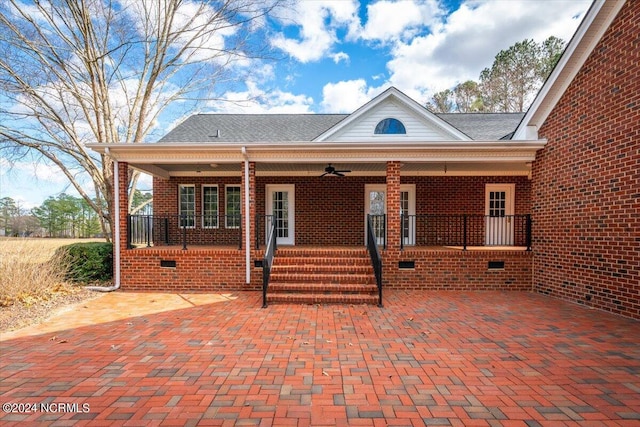 view of front of house featuring a porch