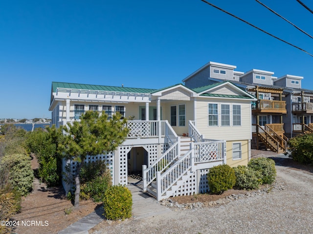 view of front of house