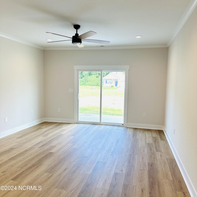 unfurnished room featuring crown molding, light wood-type flooring, and ceiling fan