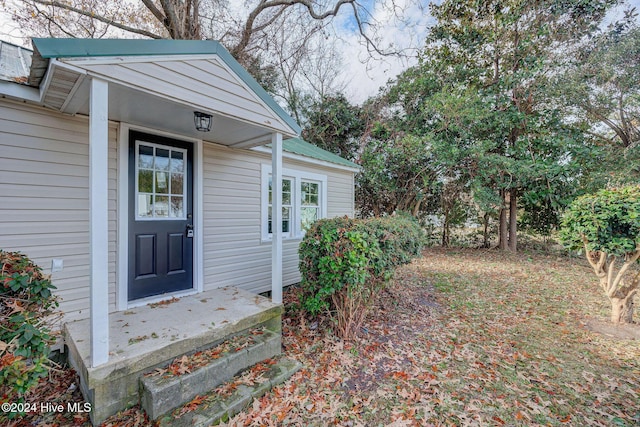 view of doorway to property