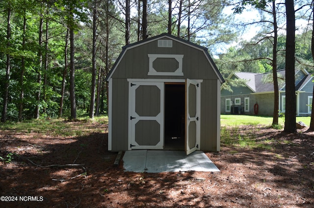 view of shed / structure