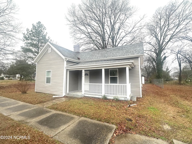 view of front of house with a porch