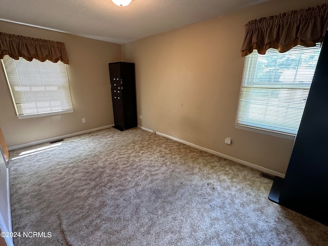 empty room with carpet