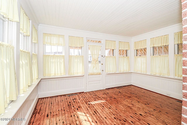 view of unfurnished sunroom