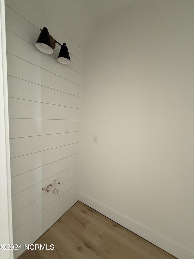 unfurnished room with light hardwood / wood-style flooring