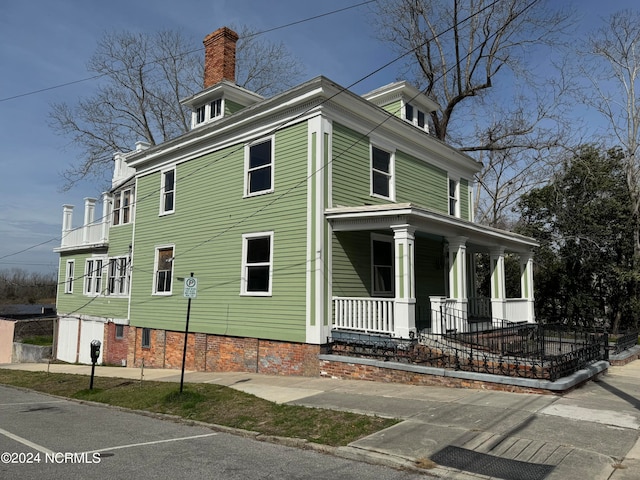 view of front of house with a porch