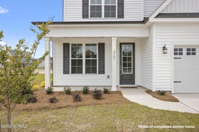 doorway to outside featuring dark wood finished floors, visible vents, crown molding, and baseboards