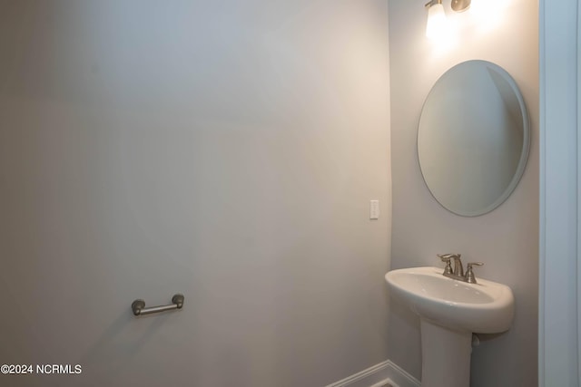 bathroom with sink