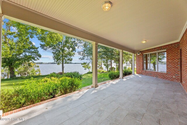 exterior space with a porch