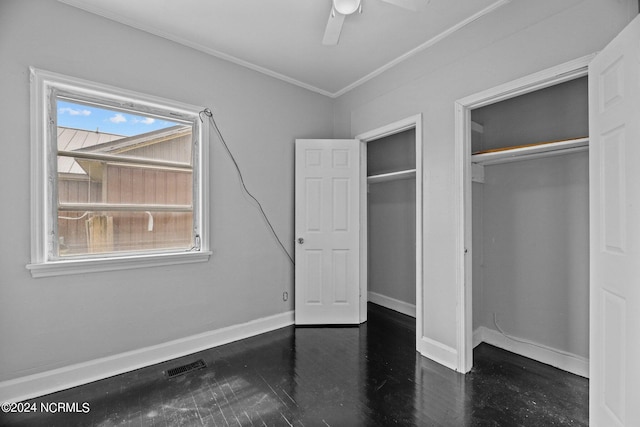 unfurnished bedroom with ceiling fan