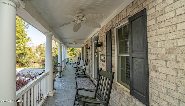 view of patio with ceiling fan and covered porch