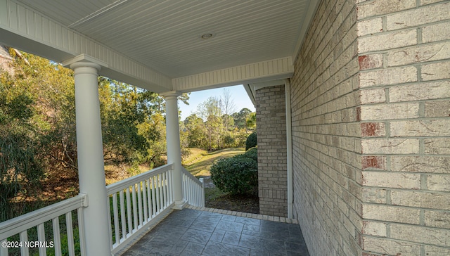 view of patio / terrace with covered porch