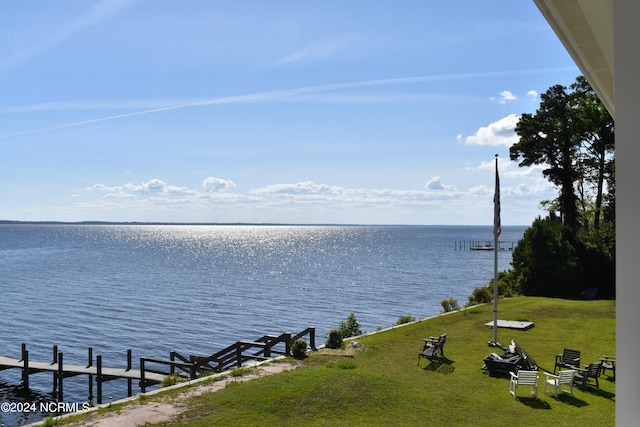 view of water feature