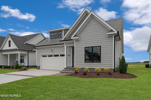 craftsman house with a front lawn