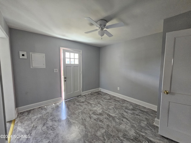 entryway with ceiling fan