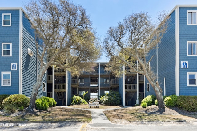 view of building exterior