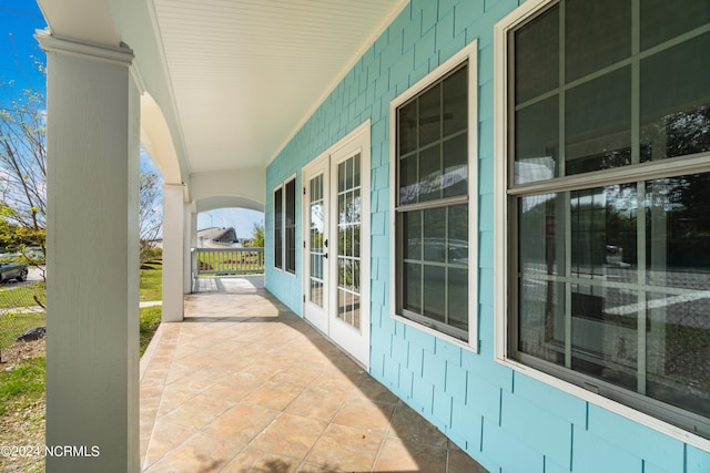 view of patio / terrace with covered porch