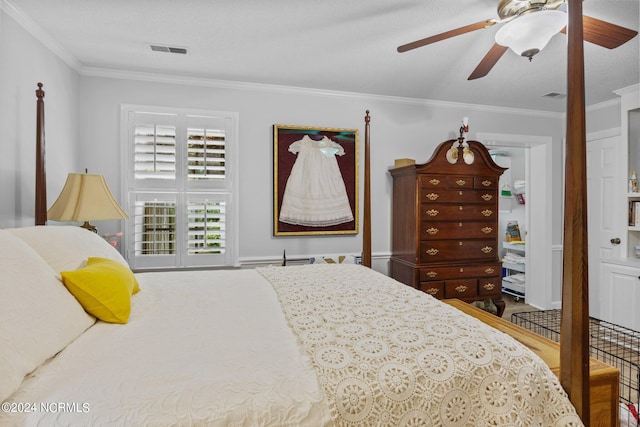 bedroom with crown molding and ceiling fan