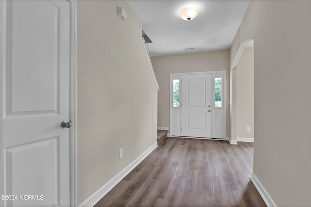 foyer entrance featuring light hardwood / wood-style flooring