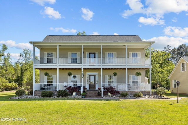135 Vashti Dr, Morehead City, NC 28557 - view of front of property featuring a front yard and covered porch
