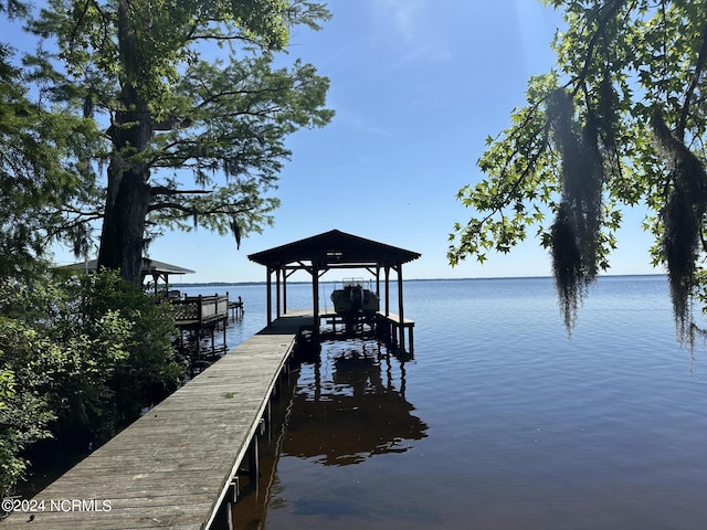 view of dock featuring a water view