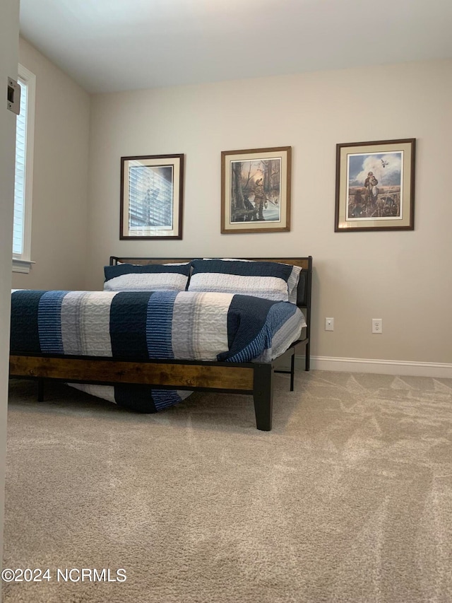 bedroom featuring carpet floors