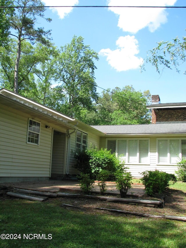 view of front of house