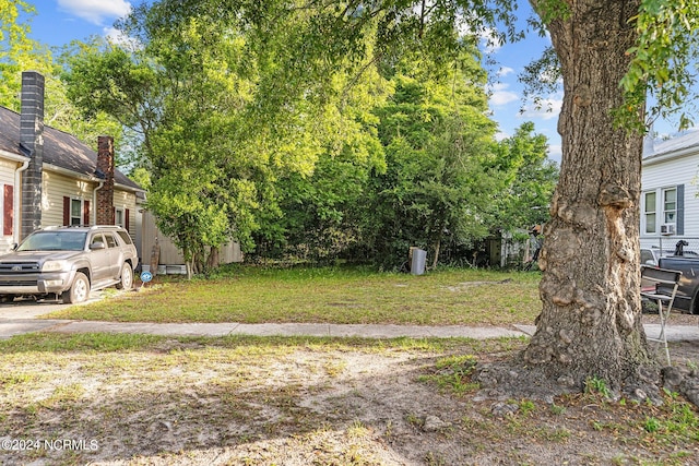 Listing photo 3 for 1015 Hall St, Wilmington NC 28401