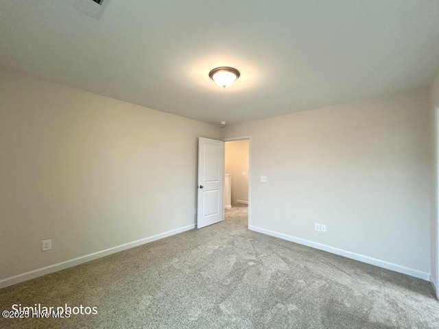 empty room with carpet