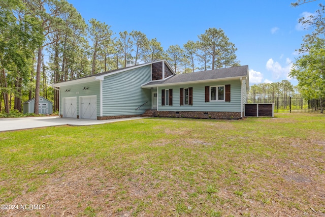 single story home with a front yard