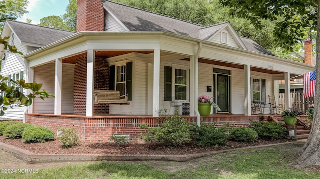 view of front of property with covered porch