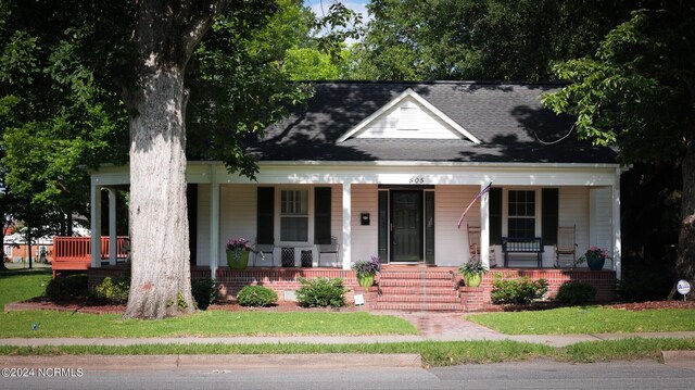 view of front of property with a porch