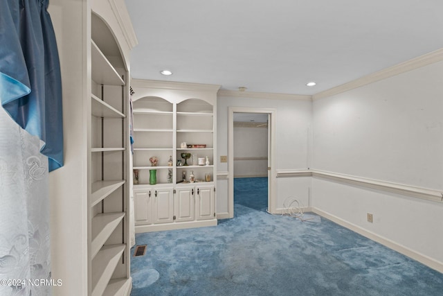 spacious closet featuring light carpet