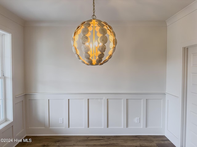 room details with ornamental molding