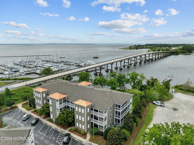 bird's eye view featuring a water view