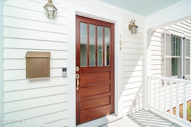 view of property entrance