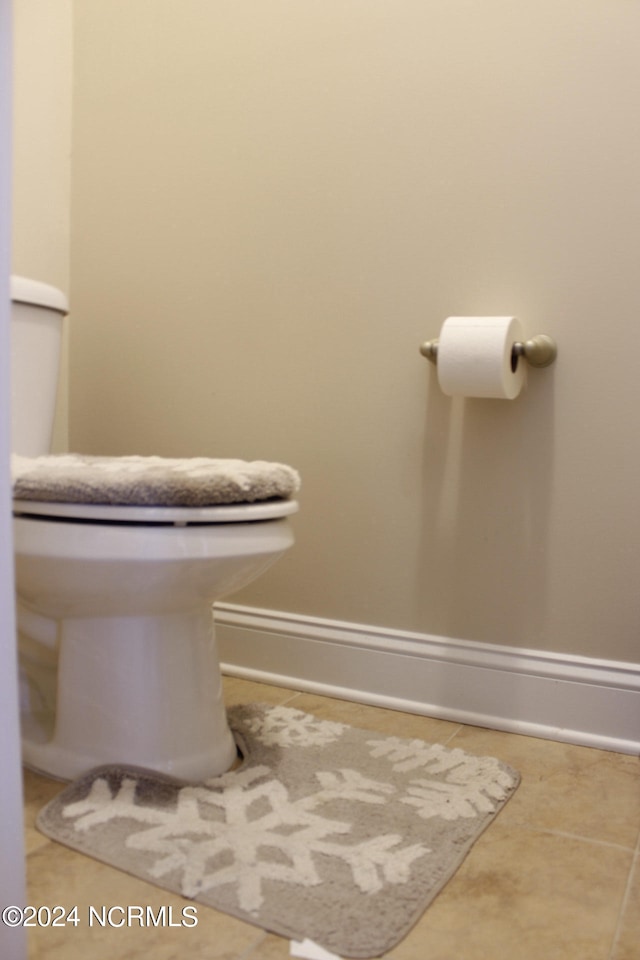 bathroom featuring tile patterned floors