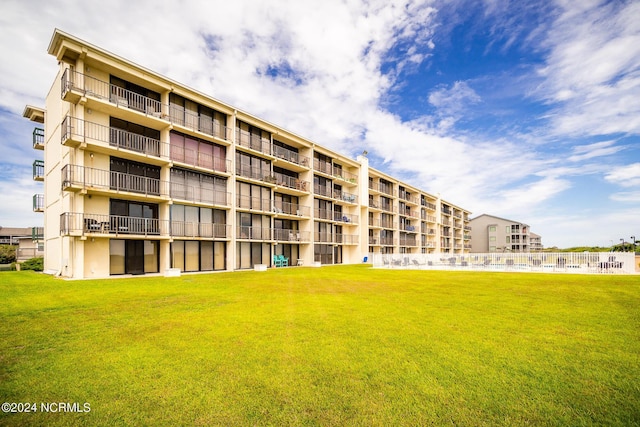 2305 W Fort Macon Rd Unit 107, Atlantic Beach, NC 28512 - view of apartment building / complex
