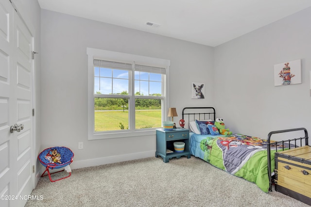 view of carpeted bedroom