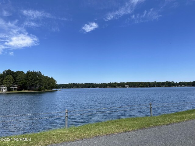 103 Berkshire Ct, West End, NC 27376