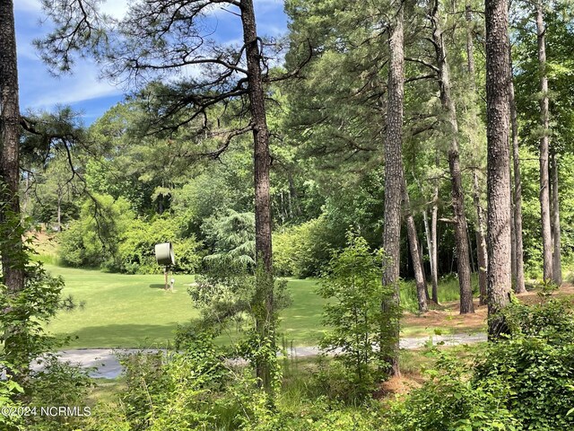 103 Berkshire Ct, West End, NC 27376