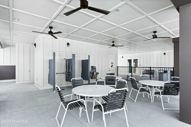 view of patio with ceiling fan and outdoor dining space