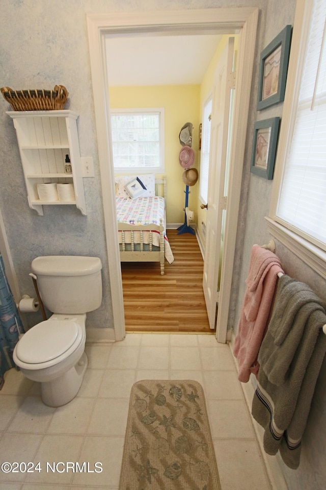 bathroom featuring toilet