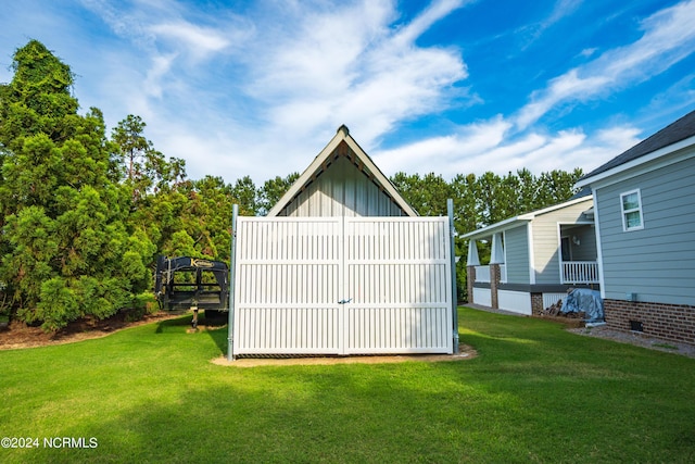 view of outbuilding