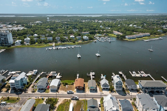 bird's eye view featuring a water view