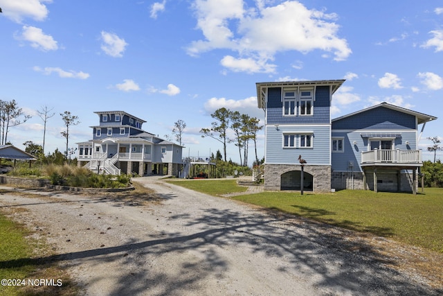 view of front of home with a front yard